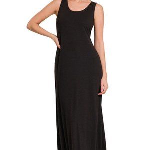 SLEEVESS FLARED SCOOP NECK MAXI DRESS